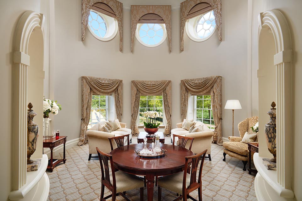 RESERVATIONS CONSULTANT